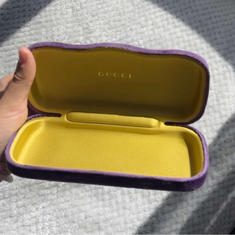 velvet gucci sunglasses case